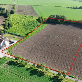 Prodej zemědělské půdy 13 726 m² Bystročice