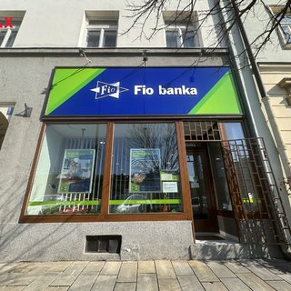 Pronájem obchodu 100 m² Olomouc, Dolní náměstí