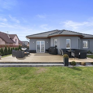 Prodej rodinného domu 235 m² Hřebeč, Buštěhradská