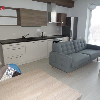 Pronájem bytu 2+kk 59 m² Pardubice, Pichlova