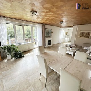 Prodej rodinného domu 320 m² Sadov
