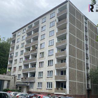 Prodej bytu 4+kk 97 m² Sokolov, Tovární