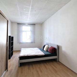 Pronájem bytu 1+1 33 m² Praha, Bělehradská