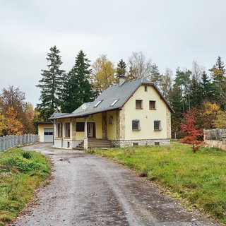 Prodej rodinného domu 500 m² Plesná, Sokolská
