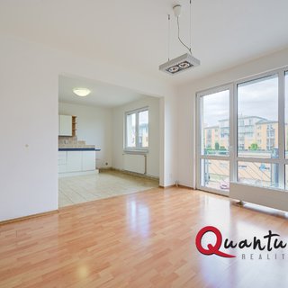 Prodej bytu 4+1 81 m² Praha, Dandova