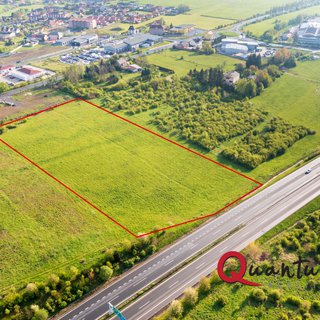 Prodej komerčního pozemku 18 368 m² Jenišov, 