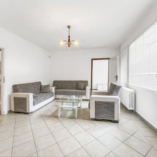 Prodej bytu 4+1 76 m² Teplice, Pod školou