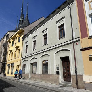 Pronájem kanceláře Louny, Beneše z Loun