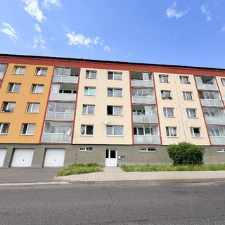 Prodej bytu 2+kk 40 m² Osek, Hornická