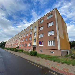 Pronájem bytu 2+1 55 m² Bílina, M. Švabinského