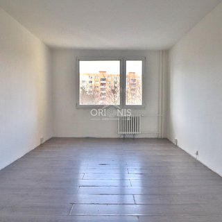 Prodej bytu 2+1 61 m² Chomutov, Holešická