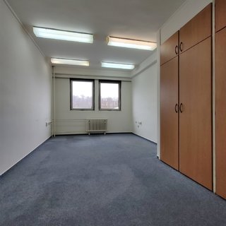 Pronájem kanceláře 15 m² Praha, Olšanská