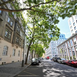 Prodej bytu 4+1 138 m² Praha, Pernerova
