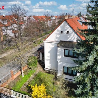 Prodej rodinného domu 120 m² Praha, Jihozápadní V