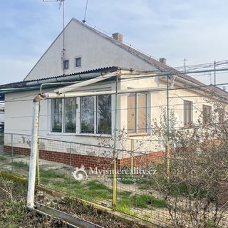 Prodej rodinného domu 100 m² Vrbovec, 
