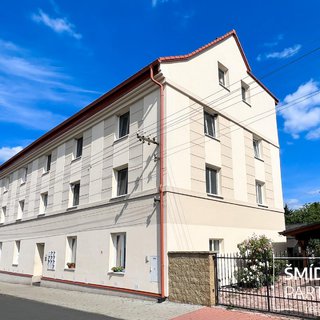 Prodej bytu 3+kk 52 m² Zásmuky, Barákova