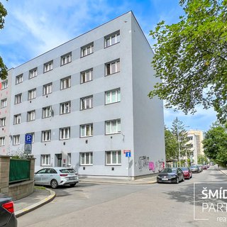 Pronájem bytu 2+1 46 m² Praha, U nových domů II