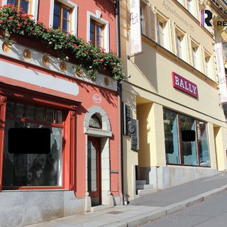 Pronájem obchodu 35 m² Karlovy Vary, Tržiště