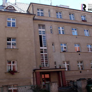 Pronájem bytu 2+1 70 m² Karlovy Vary, Moskevská
