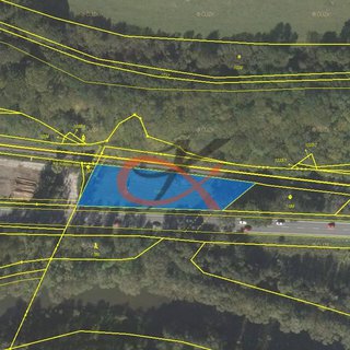 Prodej komerčního pozemku 2 024 m² Valašské Meziříčí