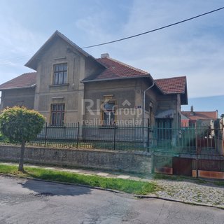 Prodej rodinného domu 160 m² Slaný, Jiráskova