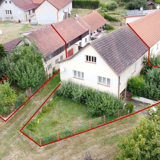 Prodej rodinného domu 100 m² Pelhřimov, 