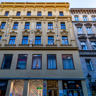 Pronájem bytu 2+1 87 m² Praha, Železná