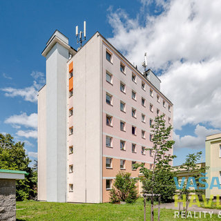 Pronájem bytu 2+1 42 m² Přelouč, B. Němcové