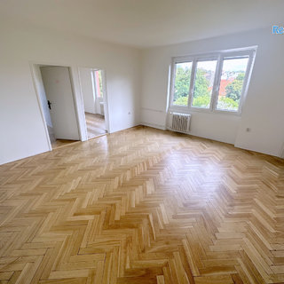 Prodej bytu 3+1 74 m² Praha, Podolské nábřeží