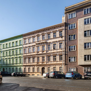 Prodej bytu 2+1 58 m² Praha, Peckova