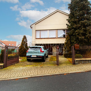 Prodej rodinného domu 265 m² Blatná, Brigádnická