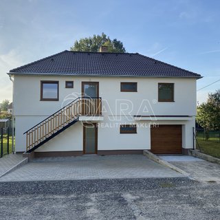 Prodej rodinného domu 190 m² Lišov, 