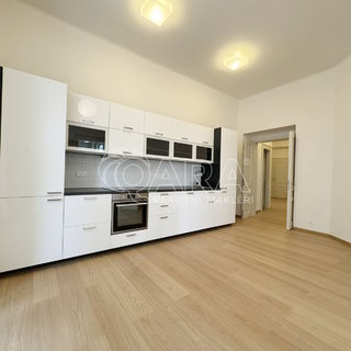 Pronájem bytu 5+kk 130 m² Praha, Široká
