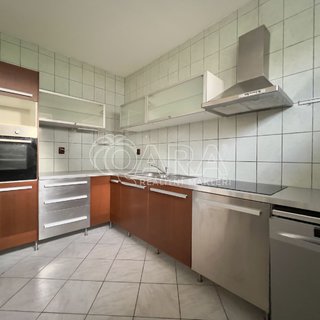 Pronájem bytu 3+1 108 m² Čebín, 