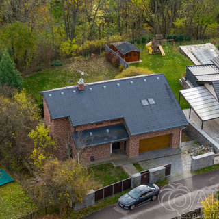 Prodej rodinného domu 276 m² Jesenice, Kalinová