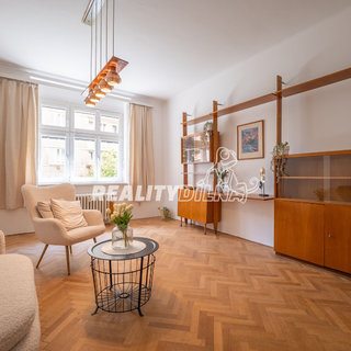 Prodej bytu 2+1 62 m² Praha, Tolstého