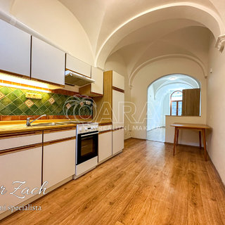 Pronájem bytu 1+1 35 m² Olomouc, Erbenova