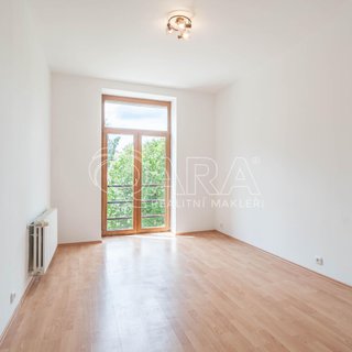Pronájem bytu 3+kk 65 m² Praha, U hráze