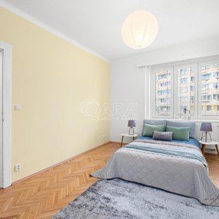 Pronájem bytu 2+1 66 m², Sinkulova