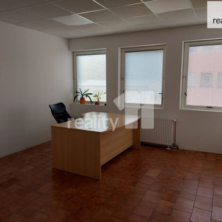 Pronájem kanceláře 14 m², Pivovarská