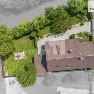 Prodej rodinného domu 236 m², Březhradská