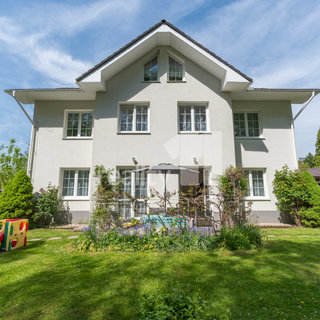 Prodej rodinného domu 460 m² Praha, Údolí hvězd