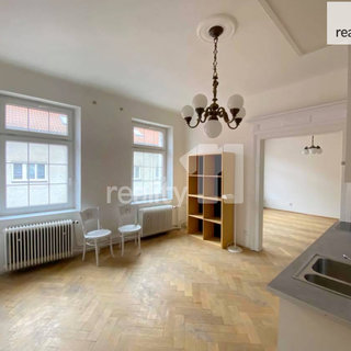 Pronájem bytu 1+1 40 m² Beroun, Arnoltova