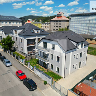 Prodej bytu 3+1 89 m² Beroun, Škroupova