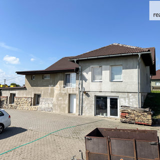 Prodej rodinného domu 290 m² Horní Lapač, 