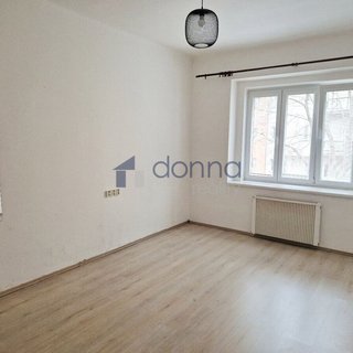 Pronájem bytu 2+1 48 m² Praha, Doudlebská
