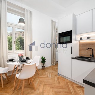 Prodej bytu 1+kk a garzoniéry 30 m² Praha, Na výšinách