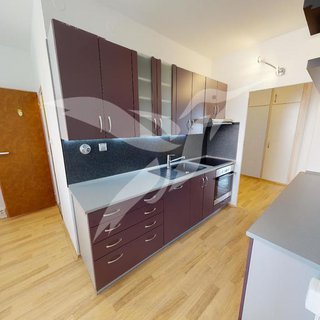 Pronájem bytu 2+1 62 m² Plzeň, Komenského