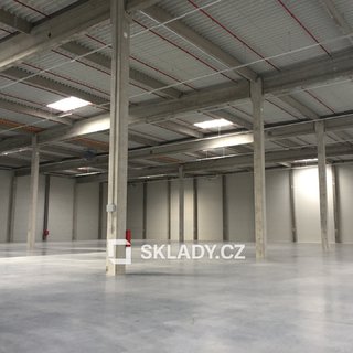 Pronájem skladu 4 000 m² Brno, 