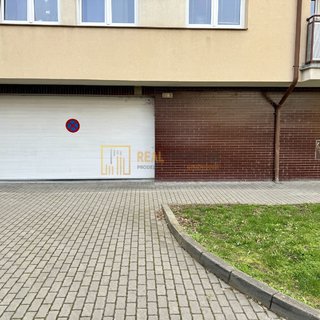 Pronájem parkovacího místa 16 m² Uherské Hradiště, Dlouhá